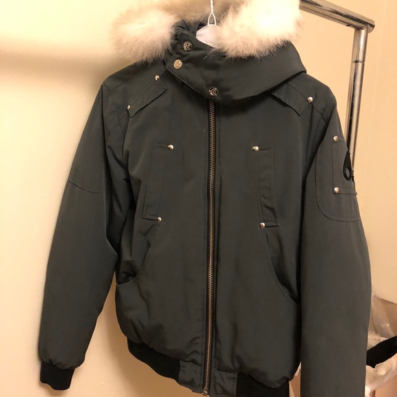 MOOSE KNUCKLES BOMBER JACKET - Picture 6 of 7